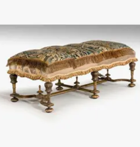 Hotel-Bed-Bench